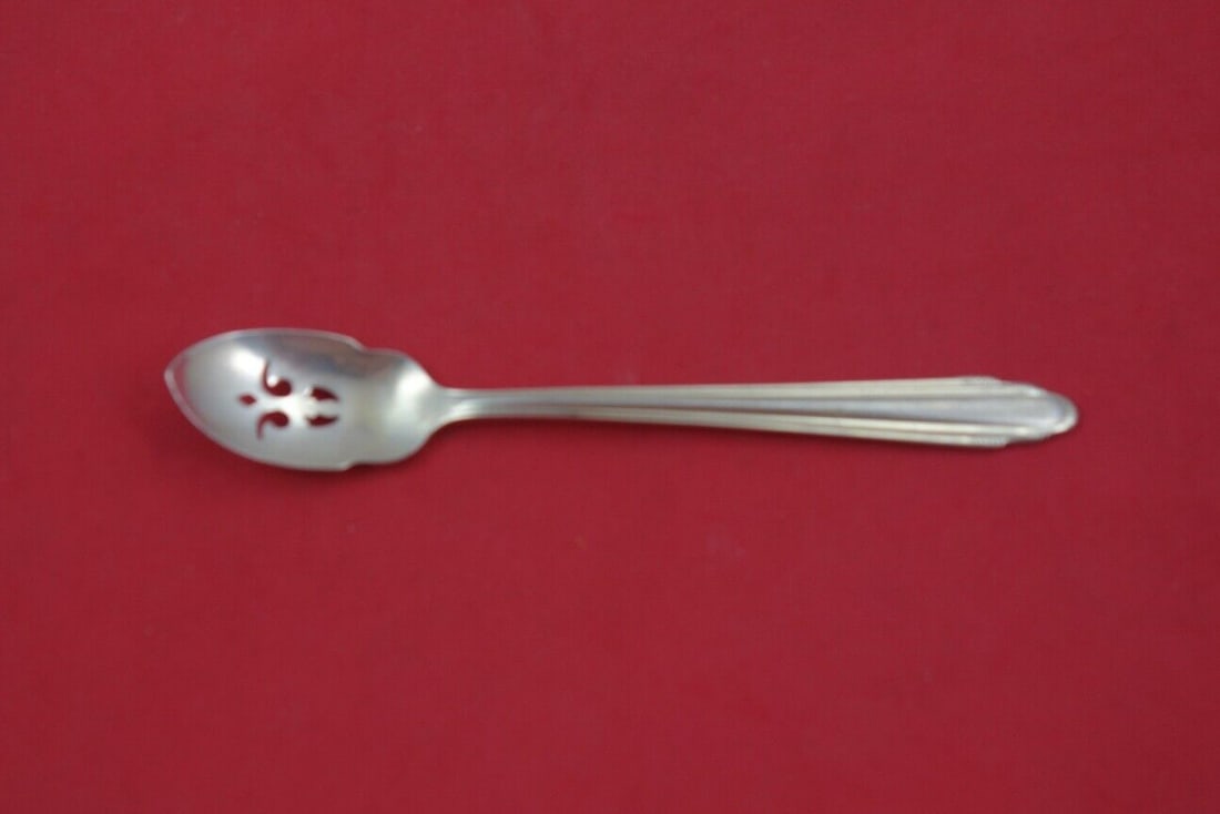 Contempora by Dominick and Haff Sterling Silver Olive Spoon custom made 5 3/4": Contempora by Dominick and Haff Sterling Silver Olive Spoon custom made 5 3/4" Pattern: Contempora Type: Serving Spoon Composition: Sterling Silver Age: 1900-1940 Maker: Dominick & Haff Contempora by