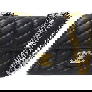CHANEL Bag Matelasse Women's Shoulder Flap Lambskin Black AS3442 Crossbody: CHANEL Bag Matelasse Women's Shoulder Flap Lambskin Black AS3442 Crossbody Brand: Chanel Type: Shoulder bag Material: Leather Leather: Leather/Fur Type: Lambskin Color: Black Hardware Color: Gold Gend