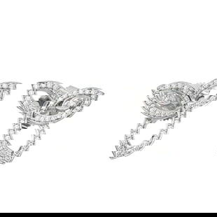 Harry Winston HARRY WINSTON Lily cluster diamond earrings Pt platinum Earrings Pierced: Harry Winston HARRY WINSTON Lily cluster diamond earrings Pt platinum Earrings Pierced Brand: Harry Winston Type: Stud earrings Gender: Women Material: Platinum 950 Stone: Diamond Size (HxWxD): 21.10m