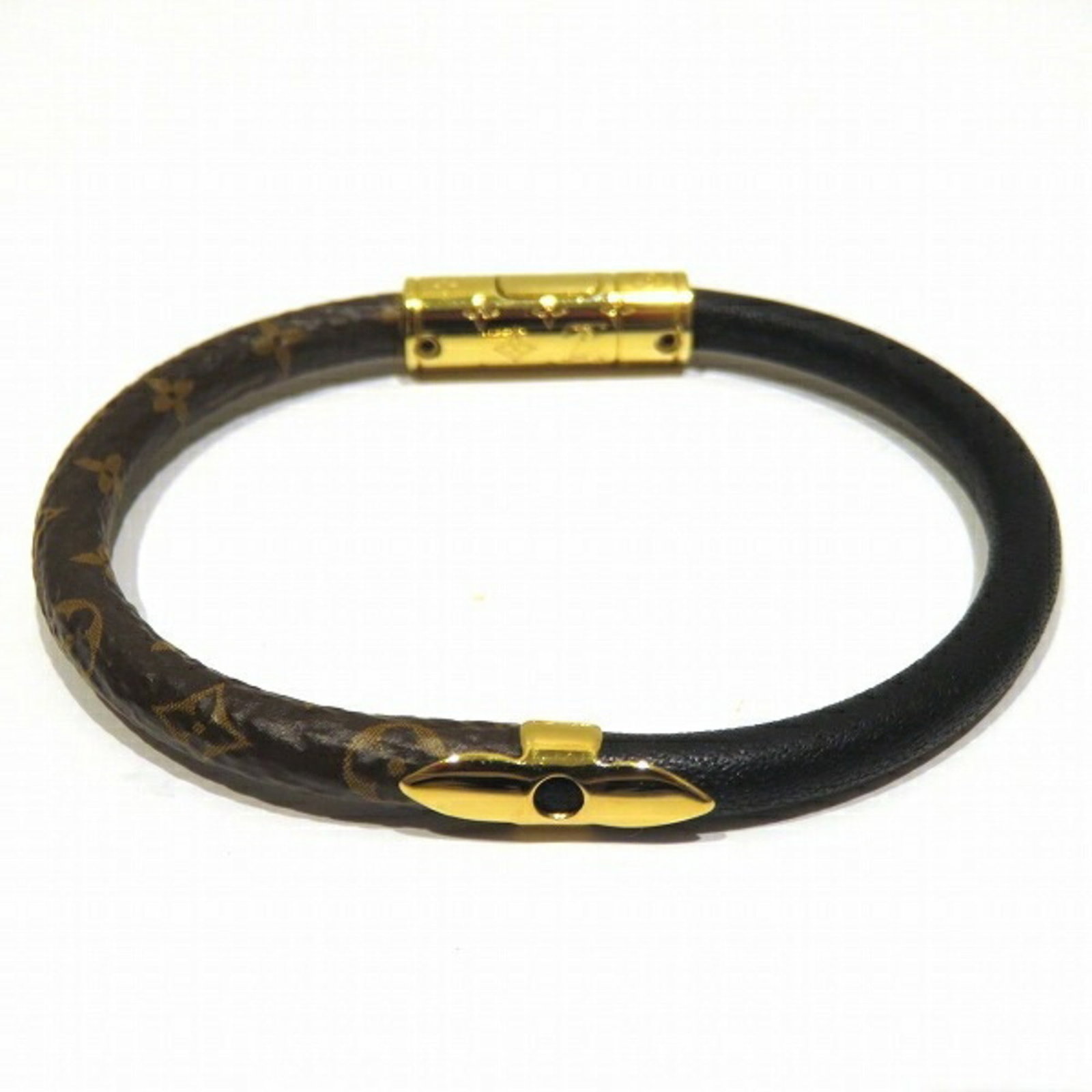 Louis Vuitton Bracelet Daily Confidential M6431 Brand Accessories Women's: Louis Vuitton Bracelet Daily Confidential M6431 Brand Accessories Women's Brand: Louis Vuitton Type: Charm bracelet Gender: Women Material: Leather Color: Black Brown Total Length: 17cm / 6.69 Conditi