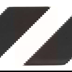 LOUIS VUITTON Louis Vuitton Nomad Couver Tulle Passport Case Multi Noir Black M85018: LOUIS VUITTON Louis Vuitton Nomad Couver Tulle Passport Case Multi Noir Black M85018 Brand: Louis Vuitton Model: M85018 Type: Passport cover Gender: Unisex Color: Black Noir Material: Nomade leather N