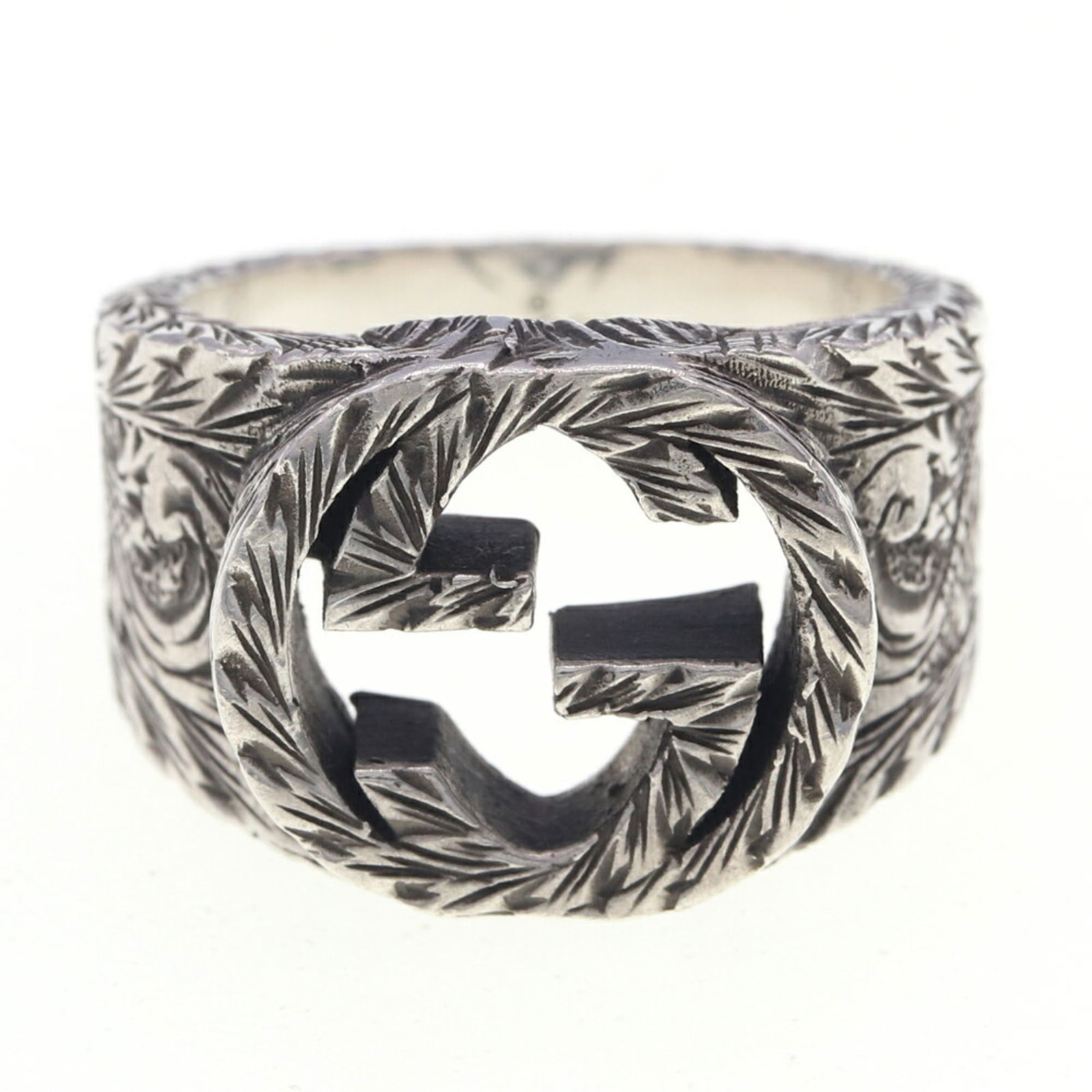 Gucci Ring Interlocking G 455302 SV Sterling Silver 925 Size 16 Men's GG GUCCI: Gucci Ring Interlocking G 455302 SV Sterling Silver 925 Size 16 Men's GG GUCCI Brand: Gucci Gender: Men Material: Sterling silver 925 Other Size: 15.5Hao Condition: Used (good) Overall Scratches: Slig