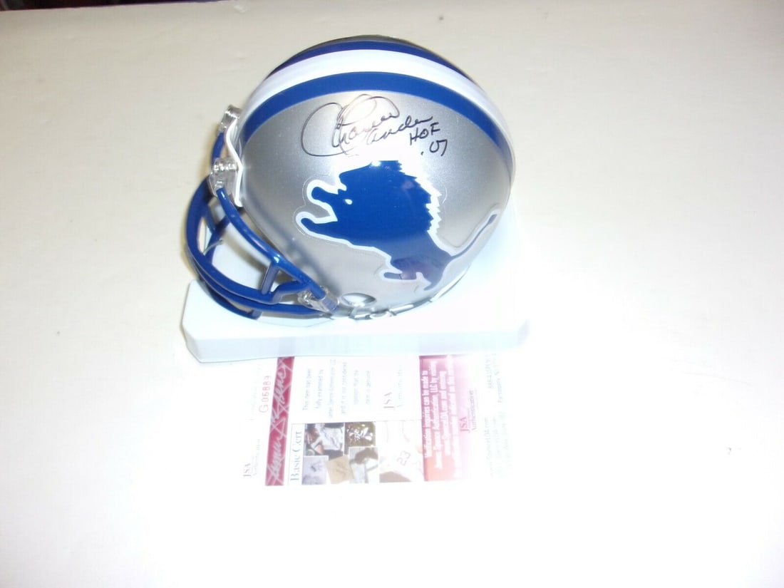 CHARLIE SANDERS DETROIT LIONS HOF 2007 JSA/COA SIGNED MINI HELMET: CHARLIE SANDERS DETROIT LIONS HOF 2007 JSA/COA SIGNED MINI HELMET Product: Helmet Sport: Football-NFL Original/Reprint: Original Pre-Owned While the lot images are representative of the item, the size
