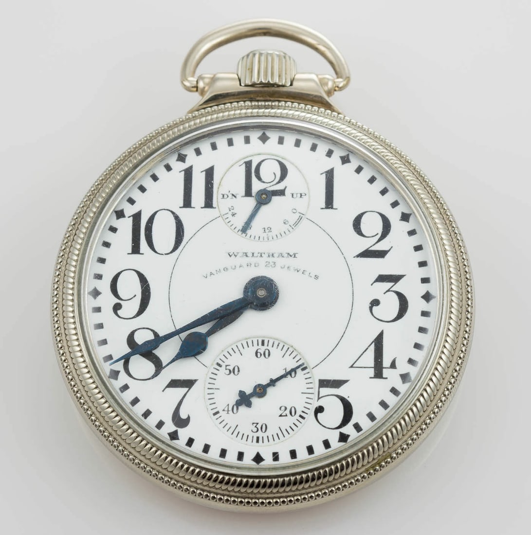 Waltham Vanguard Pocket Watch Open Face 16 Size 23 Jewels White Gold 10K: Waltham Vanguard Pocket Watch Open Face 16 Size 23 Jewels White Gold 10K Seller Notes: The case is in very good condition some very light a abrasions on the back of the case. The dial ... Read moreabo