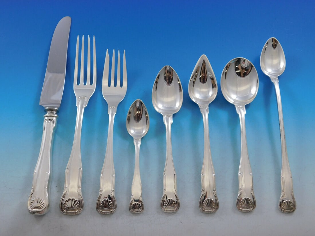 King by Kirk Stieff Sterling Silver Flatware Set Service 110 Pieces Shell Motif: King by Kirk Stieff Sterling Silver Flatware Set Service 110 Pieces Shell Motif Composition: Sterling Silver Age: 1900-1940 Pattern: King Type: Flatware - Sets Maker: Kirk Stieff Monumental "king" by 
