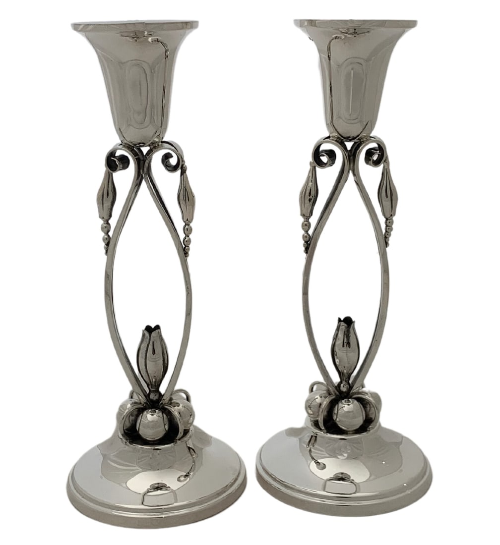 ANTIQUE DANISH ESCO 925 STERLING SILVER HANDMADE ELEGANT MODERNIST CANDLESTICKS: ANTIQUE DANISH ESCO 925 STERLING SILVER HANDMADE ELEGANT MODERNIST CANDLESTICKS Composition: Sterling Silver Maker: Made in Turkey Antique Danish ESCO 925 Sterling Silver Candlesticks. Featuring handm