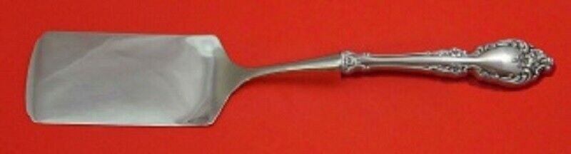 Botticelli by Oneida Sterling Silver Lasagna Server HHWS 10" Custom: Botticelli by Oneida Sterling Silver Lasagna Server HHWS 10" Custom Type: Serving Pieces Age: Post-1940 Composition: Sterling Silver Maker: Oneida Pattern: Botticelli Botticelli by oneida sterling sil