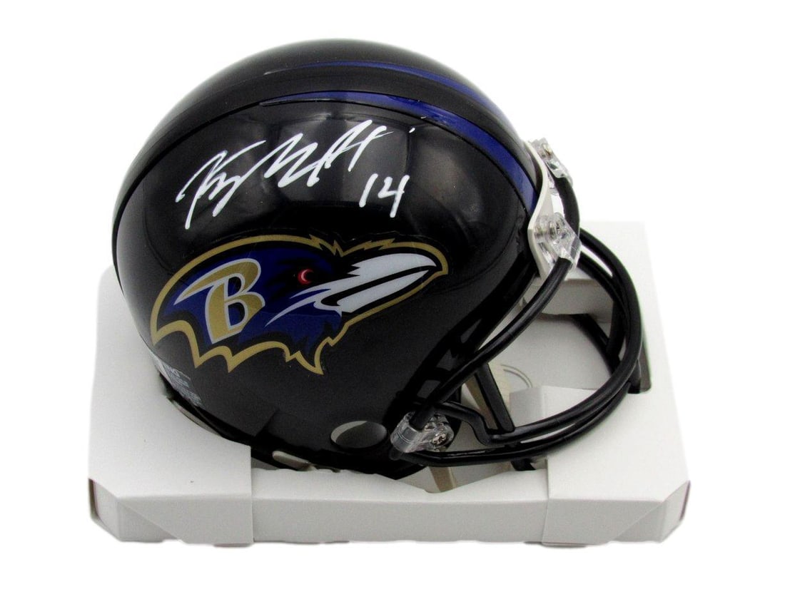 Kyle Hamilton Autographed Speed Mini Football Helmet Baltimore Ravens Beckett: Kyle Hamilton Autographed Speed Mini Football Helmet Baltimore Ravens Beckett Sport: Football Product: Helmet Original/Reprint: Original Team: Baltimore Ravens Autograph Authentication: BAS/Beckett Le