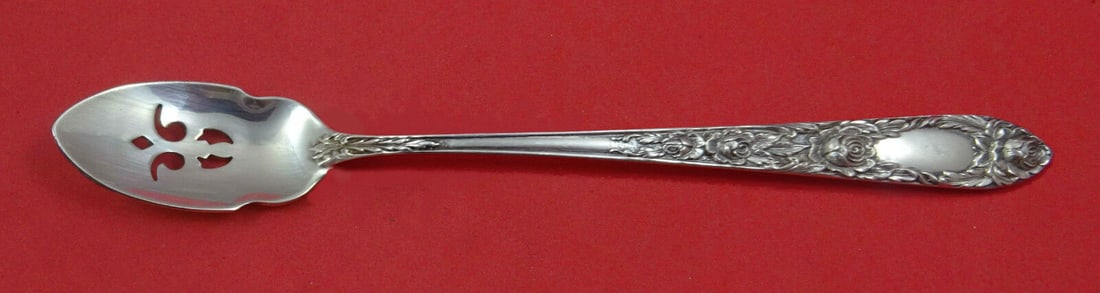 Rose By Kirk Sterling Silver Olive Spoon Pierced Long 7 1/2" Custom Made: Rose By Kirk Sterling Silver Olive Spoon Pierced Long 7 1/2" Custom Made Maker: Kirk Type: Olive Spoon Pierced Long Composition: Sterling Silver Age: 1900-1940 Rose by kirk sterling silver PLEASE NOTE