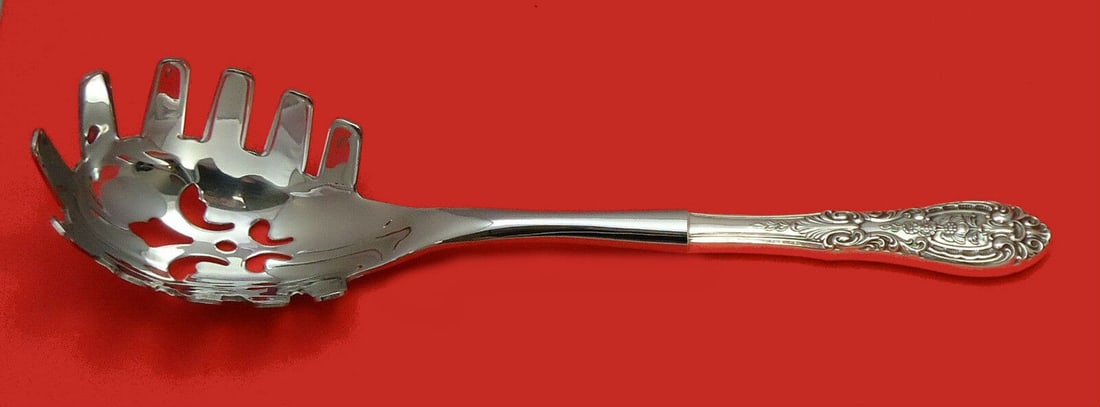 Southern Grandeur by Easterling Sterling Silver Pasta Server Custom HHWS: Southern Grandeur by Easterling Sterling Silver Pasta Server Custom HHWS Composition: Sterling Silver Maker: Easterling southern grandeur by easterling sterling silver PLEASE NOTE: LOCAL PICK UP IS NO