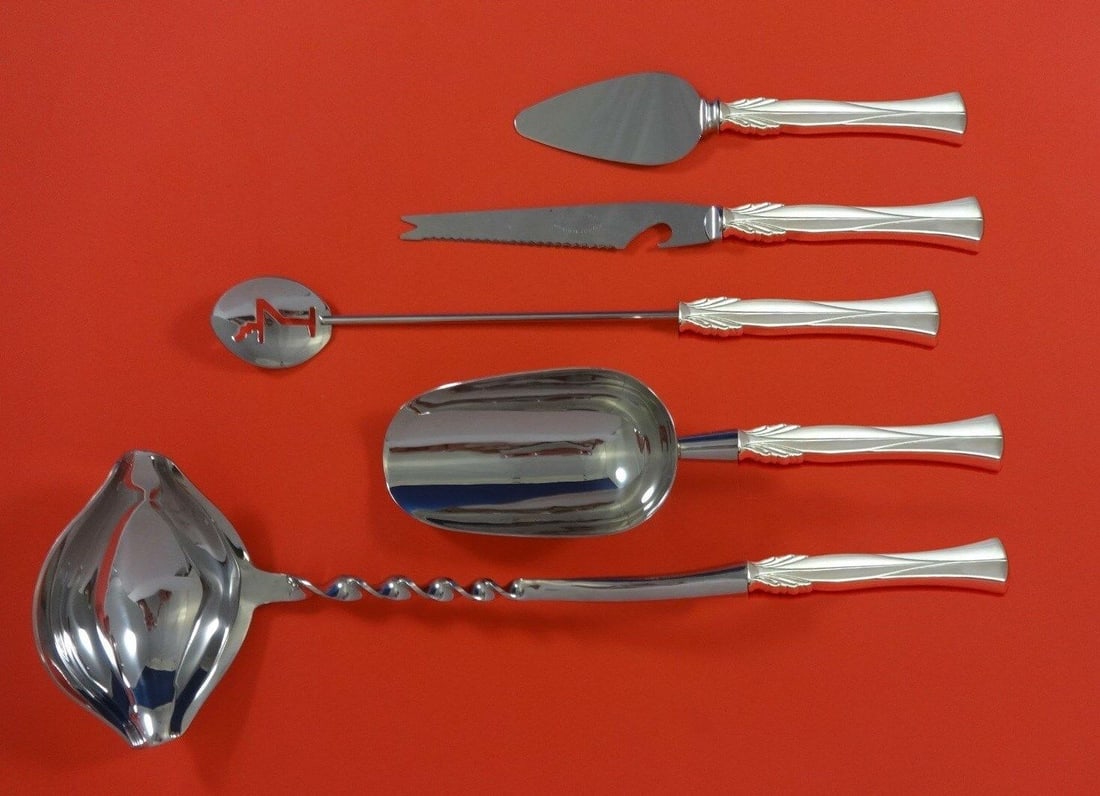 Queen Christina aka Wings by Frigast Sterling Silver Cocktail Bar Set Custom: Queen Christina aka Wings by Frigast Sterling Silver Cocktail Bar Set Custom Composition: Sterling Silver Maker: Frigast Type: Cocktail Party Bar Serving Set Age: Post-1940 Queen christina aka wings b