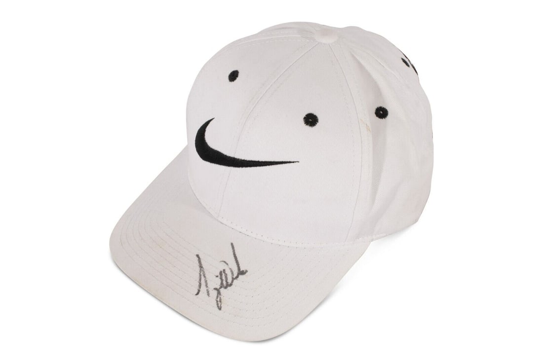 Tiger Woods Early Career 1990's Signed Nike Golf Hat PSA DNA COA: Tiger Woods Early Career 1990's Signed Nike Golf Hat PSA DNA COA Product: Hat Sport: Golf-PGA Autograph Authentication: Professional Sports Authenticator (PSA) Player: Tiger Woods Original/Reprint: Or