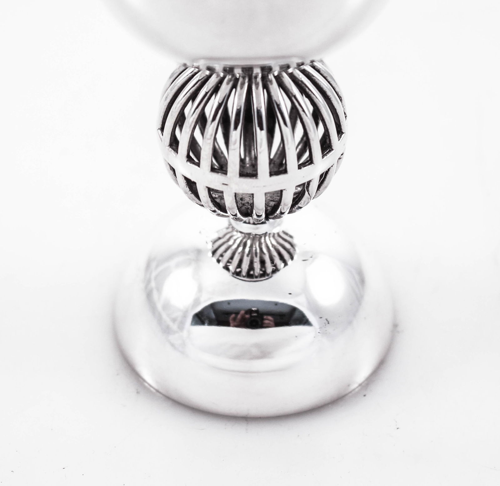 Sterling Modern Kiddush Goblet: Sterling Modern Kiddush Goblet Dimensions: Height: 6 in (15.24 cm)Diameter: 2.5 in (6.35 cm) Materials and Techniques: Sterling Silver Place of Origin: Israel Period: 21st Century Date of Manufacture: