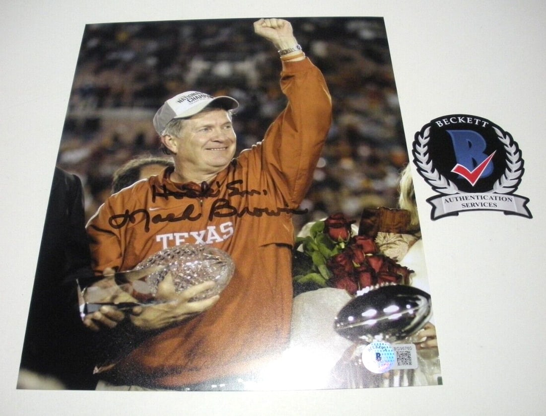 MACK BROWN TEXAS LONGHORNS HOOKEM LAST 1 BECKETT/COA SIGNED 8X10 PHOTO: MACK BROWN TEXAS LONGHORNS HOOKEM LAST 1 BECKETT/COA SIGNED 8X10 PHOTO Sport: Racing Original/Reprint: Original Product: Photo Pre-Owned While the lot images are representative of the item, the size, 