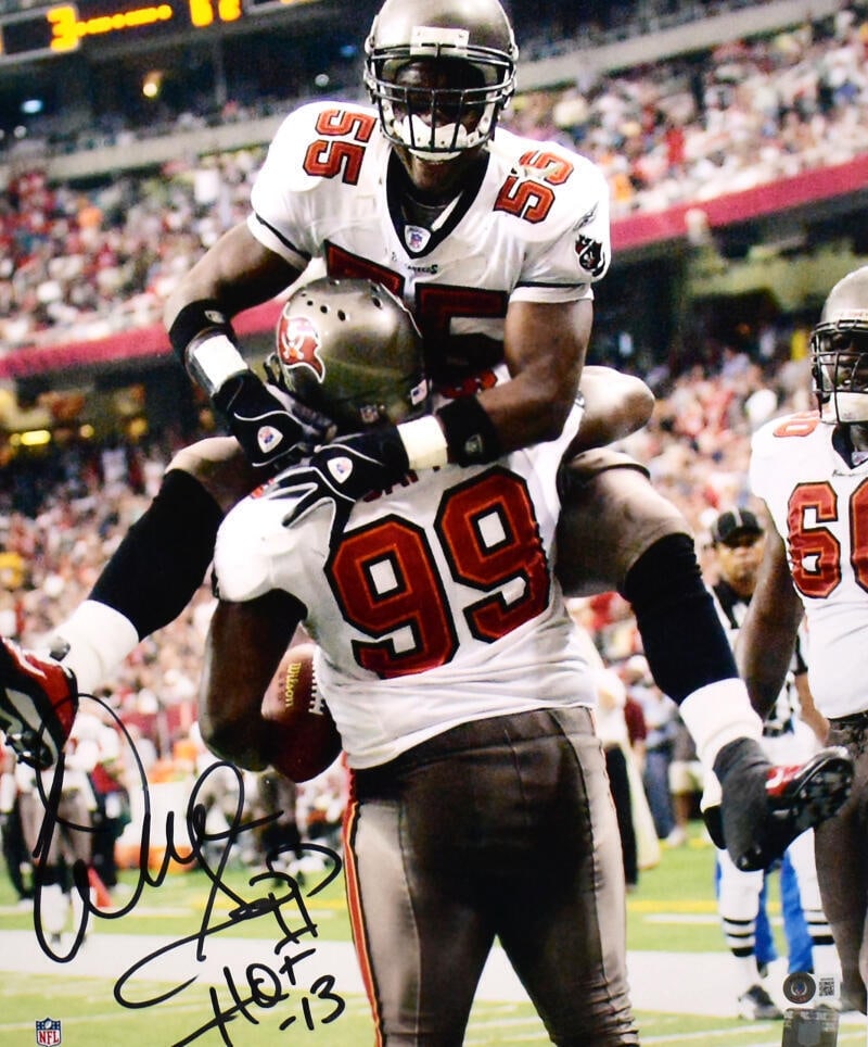 Warren Sapp Autographed Buccaneers 16x20 Celebration Photo W/ HOF-Beckett W Holo: Warren Sapp Autographed Buccaneers 16x20 Celebration Photo W/ HOF-Beckett W Holo Sport: Football Product: Photo Original/Reprint: Original Player: Warren Sapp Team: Tampa Bay Buccaneers Autograph Auth