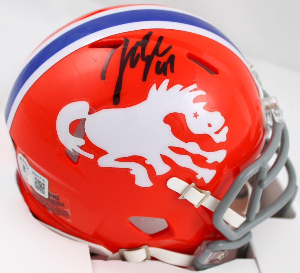 John Lynch Autographed Denver Broncos 1966 Speed Mini Helmet *Top-Beckett W Holo: John Lynch Autographed Denver Broncos 1966 Speed Mini Helmet *Top-Beckett W Holo Sport: Football-NFL Product: Helmet Original/Reprint: Original Player: John Lynch Team: denver broncos Autograph Authen
