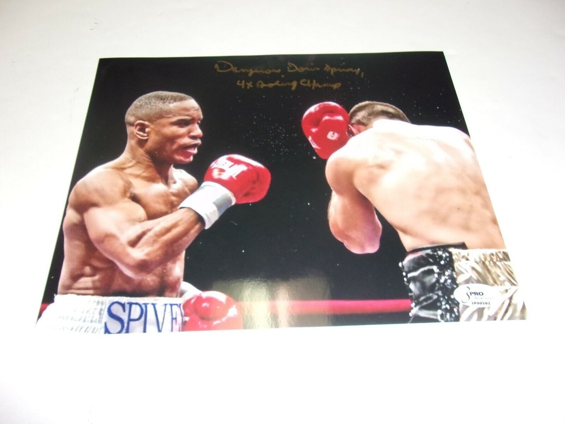 DORIN DANGEROUS SPIVEY AMERICAN BOXER 4X BOXING CHAMP! W/COA SIGNED 8X10 PHOTO: DORIN DANGEROUS SPIVEY AMERICAN BOXER 4X BOXING CHAMP! W/COA SIGNED 8X10 PHOTO Product: Photo Sport: Boxing Original/Reprint: Original Pre-Owned The MYNT Guarantee: While the lot images are representa