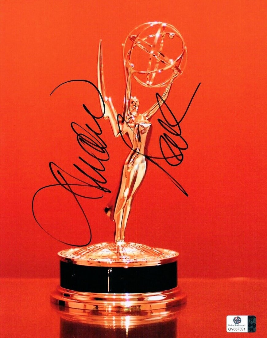 Deidre Hall Signed Autographed 8X10 Photo Days of Our Lives Emmy Nominee: Deidre Hall Signed Autographed 8X10 Photo Days of Our Lives Emmy Nominee Industry: Movies Object Type: Photograph Original/Reproduction: Original Autograph Authentication: Global Authentics (GAI) Pre-