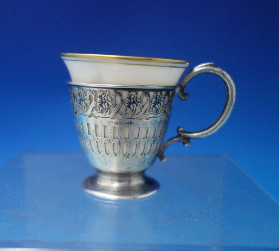 Webster Sterling Silver Demitasse Cup Pierced Engraved Flowers w/ Liner: Webster Sterling Silver Demitasse Cup Pierced Engraved Flowers w/ Liner Websterlovely webster sterling silver demitasse cup with pierced and engraved flowers and liner. This cup measures 2 1/4" tall x