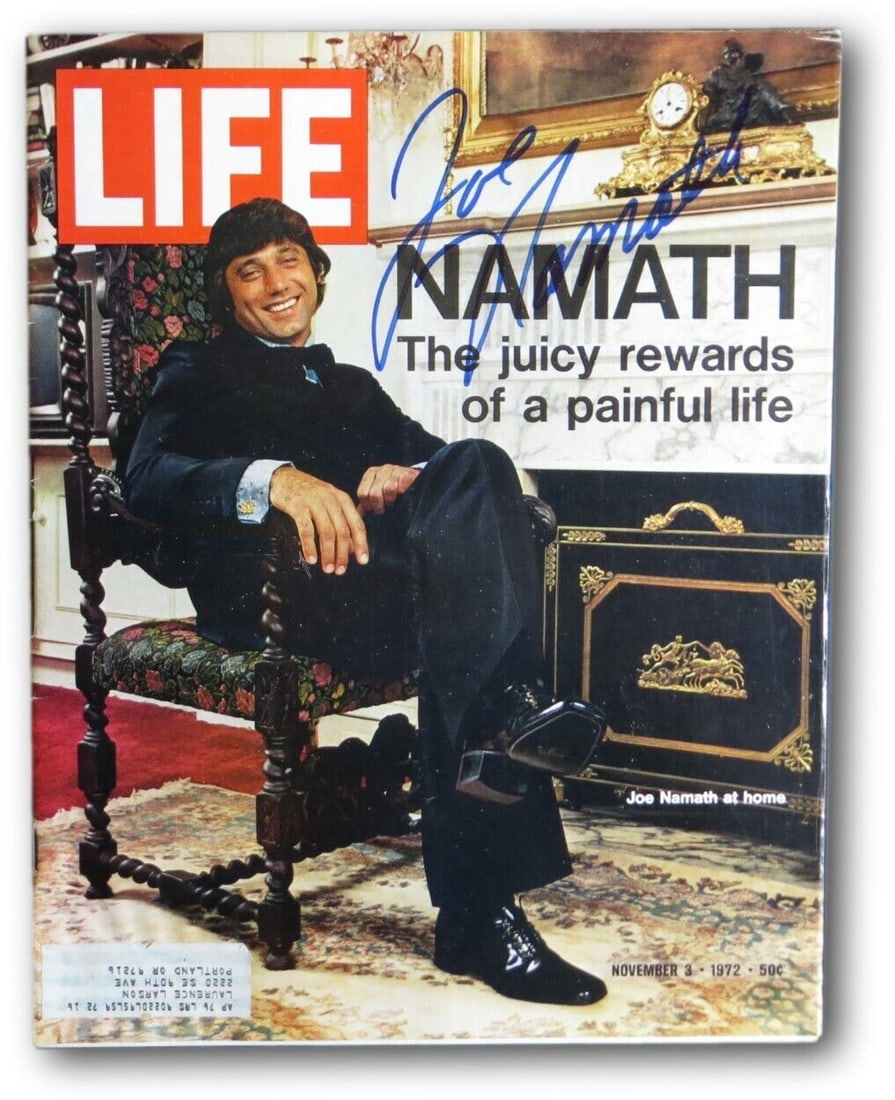 Joe Namath Signed Autographed LIFE Magazine 11/3/72 NY Jets JSA: Joe Namath Signed Autographed LIFE Magazine 11/3/72 NY Jets JSA Sport: Football Product: Magazine Original/Reprint: Original Player: Joe Namath Team: New York Jets Autograph Authentication: James Spen