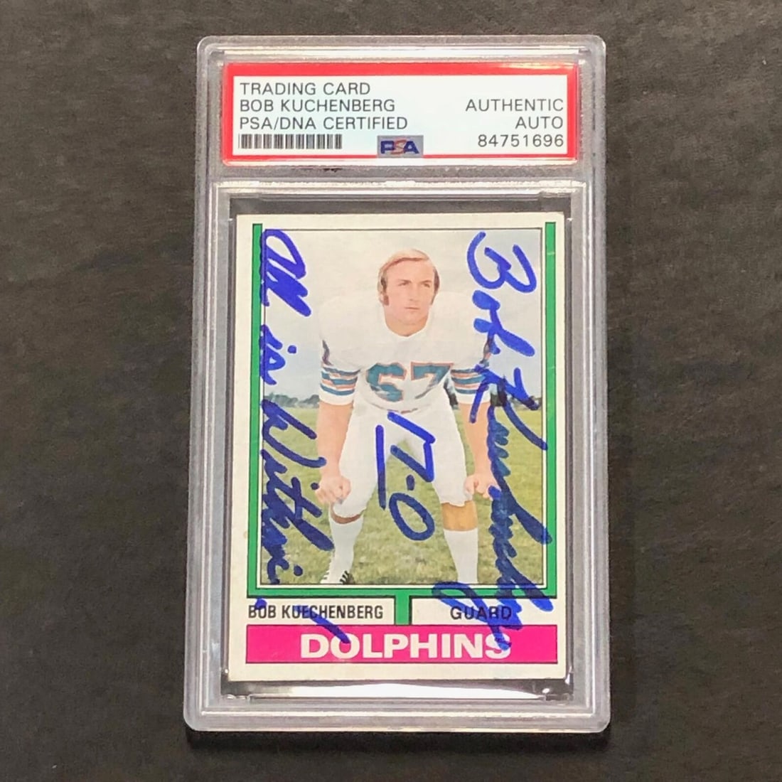 1974 Topps #225 Bob Kuechenberg Signed Card AUTO PSA Slabbed Dolphins: 1974 Topps #225 Bob Kuechenberg Signed Card AUTO PSA Slabbed Dolphins Sport: Football Pre-Owned While the lot images are representative of the item, the size, placement and strength of the signature m