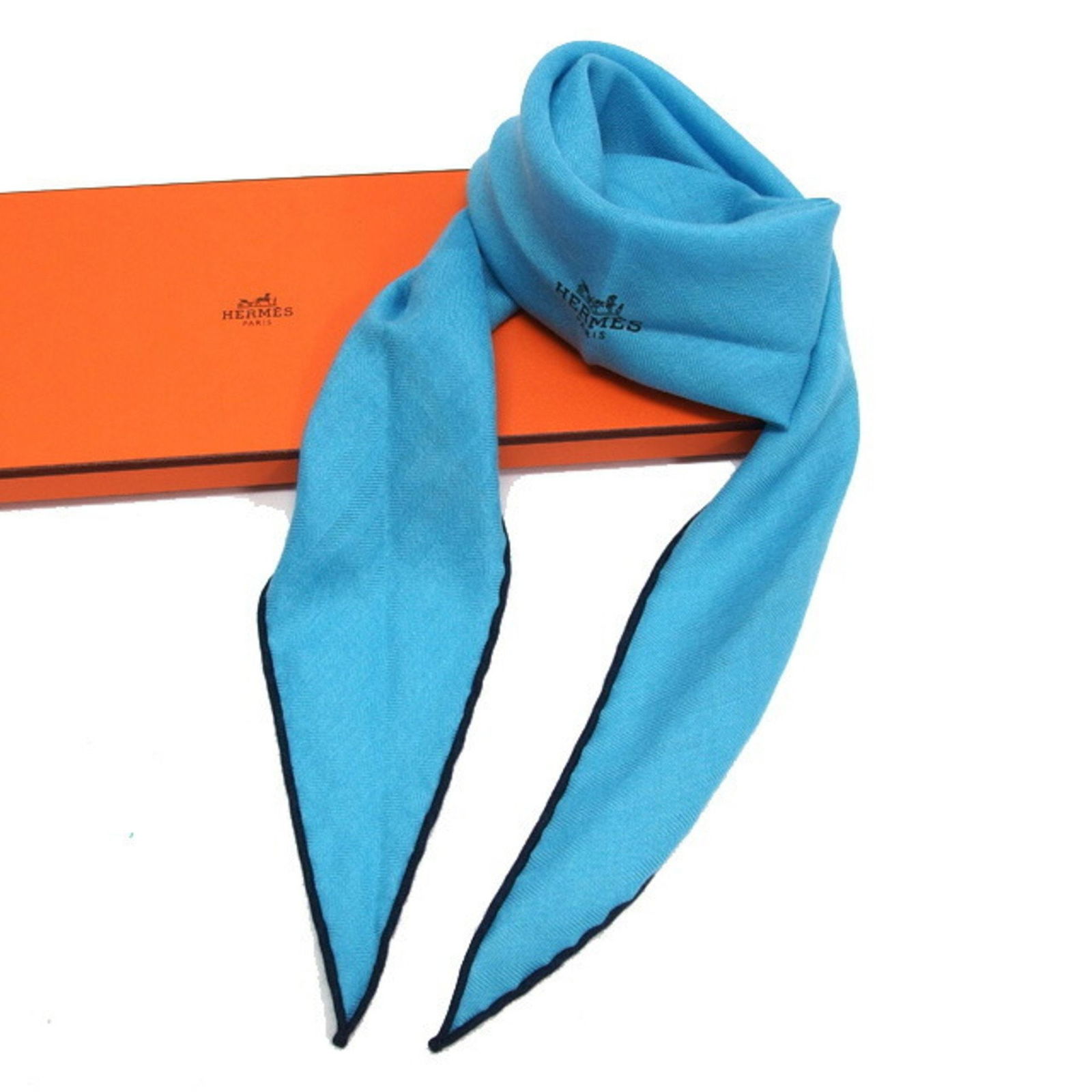 Hermes Rosange PM scarf cashmere blend light blue: Hermes Rosange PM scarf cashmere blend light blue Brand: Hermes Type: Scarf Gender: Women Color: Black Light blue Material: Cashmere70% Silk30% Cashmere: 70% Silk: 30% Size (LxW): 36cm x 1.09m / 14.17