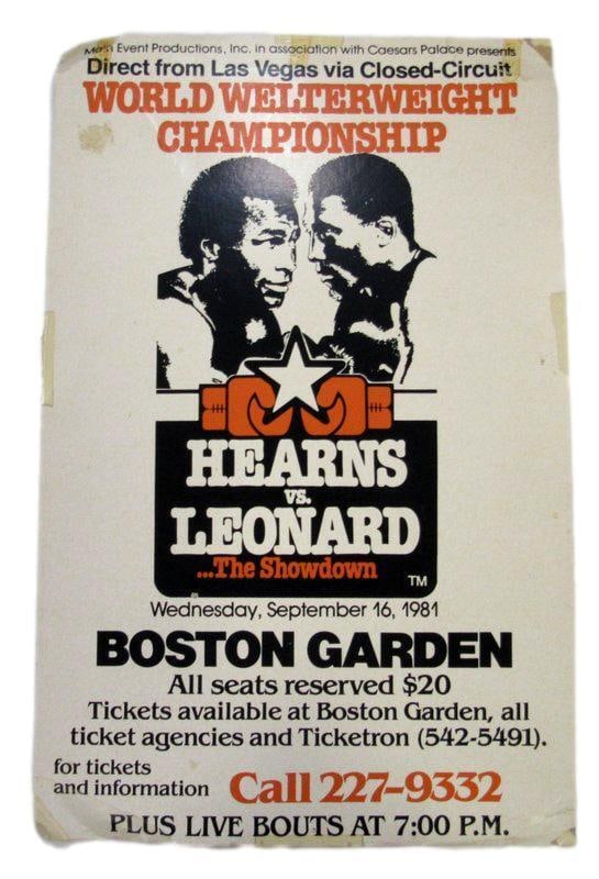 Thomas Hearns vs. Sugar Ray Leonard 12x22 Closed Circuit 1981 Boxing Poster: Thomas Hearns vs. Sugar Ray Leonard 12x22 Closed Circuit 1981 Boxing Poster Sport: Boxing Product: Photo Original/Reprint: Original Autograph Authentication: Seller League: Boxing Pre-Owned While the 