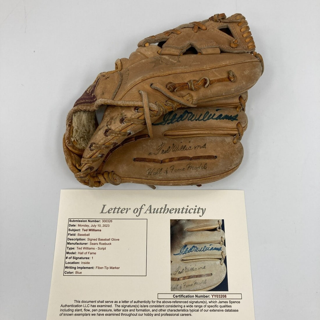 Ted Williams Signed 1950s Game Model Baseball Glove JSA COA: Ted Williams Signed 1950s Game Model Baseball Glove JSA COA Sport: Baseball Player: Ted Williams Signed: Yes Original/Reprint: Original Autograph Authentication: James Spence Authentication (JSA) Prod