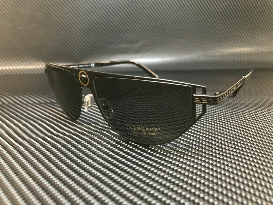 VERSACE VE2213 100987 Matte Black Grey Mens Sunglasses 57 mm: VERSACE VE2213 100987 Matte Black Grey Mens Sunglasses 57 mm Type: Sunglasses Frame Color: Black Style: Cat Eye Lens Color: Gray Theme: Metal Frame Material: Acetate Metal Lens Material: Plastic Featu