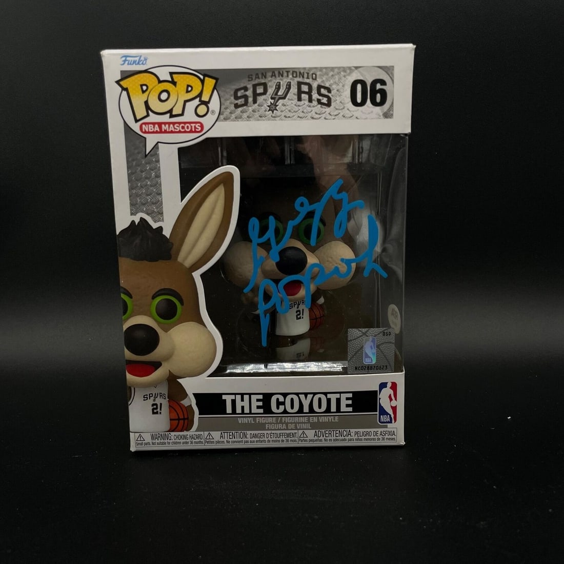 Gregg Popovich Signed The Coyote Funko Pop PSA/DNA Encapsulated San Antonio Spur: Gregg Popovich Signed The Coyote Funko Pop PSA/DNA Encapsulated San Antonio Spur Original/Reprint: Original Sport: Basketball Pre-Owned While the lot images are representative of the item, the size, p