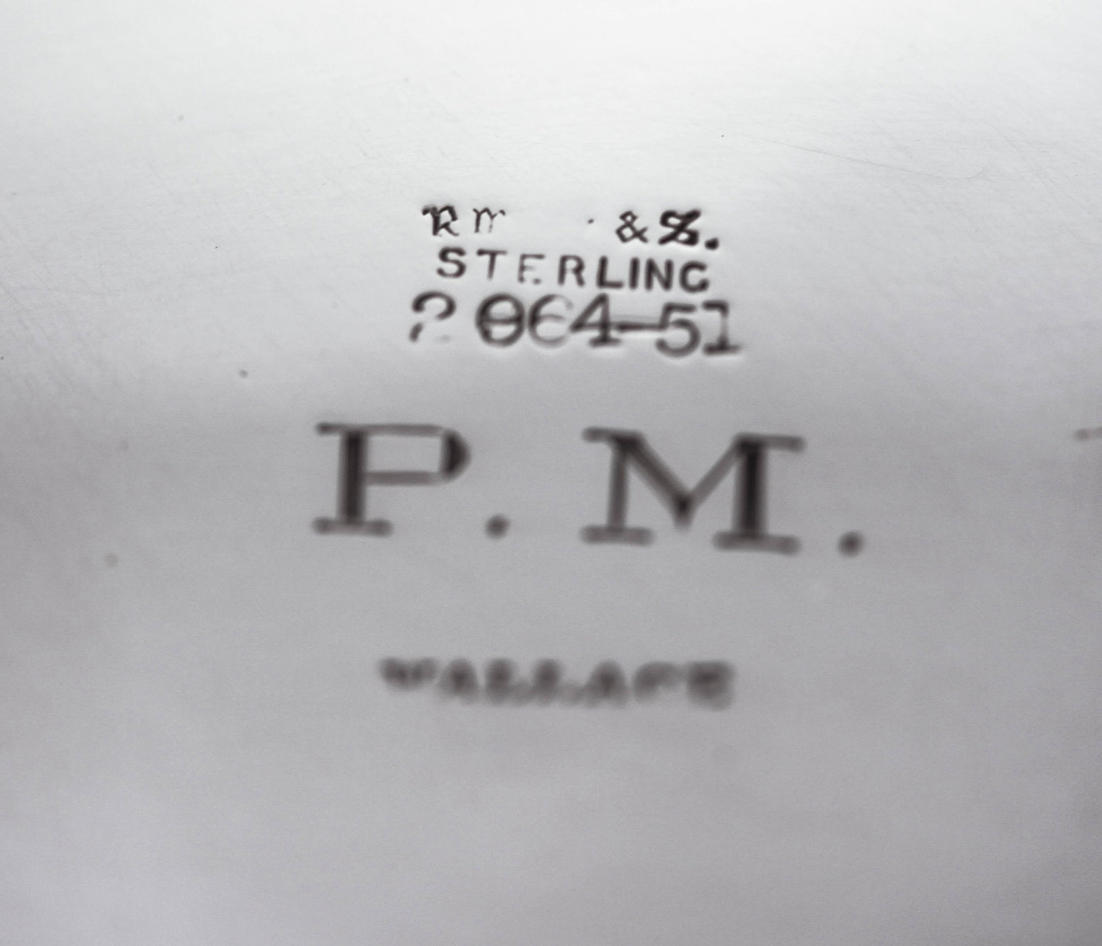 Sterling Arts & Crafts Tray: Sterling Arts & Crafts Tray Creator: Wallace Silversmiths (Manufacturer) Dimensions: Height: 1.5 in (3.81 cm)Diameter: 11 in (27.94 cm) Materials and Techniques: Sterling Silver Place of Origin: Unite