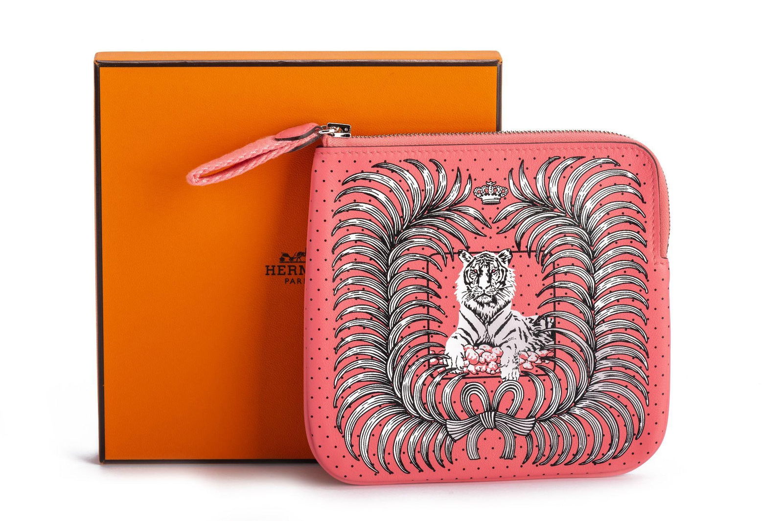 Hermes Rose D Ete Tiger Pochette BNIB: Hermes Rose D Ete Tiger Pochette BNIB Designer: Hermes Dimensions: Width: 5 in (12.7 cm)Length: 5.5 in (13.97 cm) Place of Origin: France Period: 21st Century Pre-Owned The Mynt Guarantee: All items i