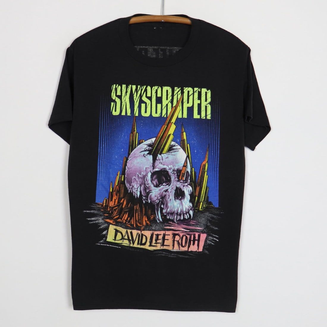 1988 David Lee Roth Skyscraper World Tour Shirt: 1988 David Lee Roth Skyscraper World Tour Shirt Original 1988 David Lee Roth Skyscraper World Tour Shirt. This is a true vintage shirt, not a modern reproduction. Sizes vary so please use measurements