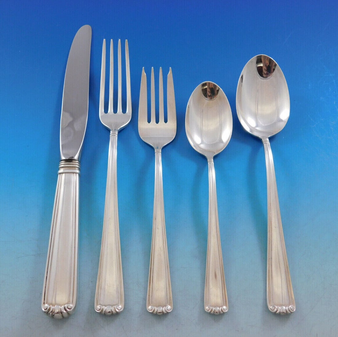 Embassy Scroll by Lunt Sterling Silver Flatware Set for 12 Service 63 pieces: Embassy Scroll by Lunt Sterling Silver Flatware Set for 12 Service 63 pieces Superb embassy scroll by lunt sterling silver flatware set, 63 pieces. This set includes: 12 knives, 8 3/4"12 forks, 7 3/8"