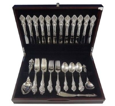 El Grandee by Towle Sterling Silver Flatware Set For 12 Service 52 Pieces: El Grandee by Towle Sterling Silver Flatware Set For 12 Service 52 Pieces Lavish, handcrafted detailing graces the stem and handle of this pattern. El grandee is a richly designed, highly sophisticate