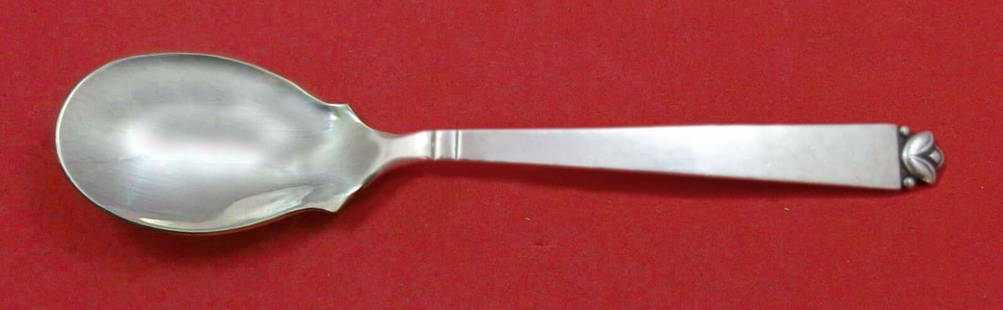 Oak Leaf by Old Newbury Crafters ONC Sterling Silver Ice Cream Spoon Custom Made: Oak Leaf by Old Newbury Crafters ONC Sterling Silver Ice Cream Spoon Custom Made Oak leaf by old newbury crafters oncsterling silver ice cream spoon custom made 5 3/4" in the pattern oak leaf by