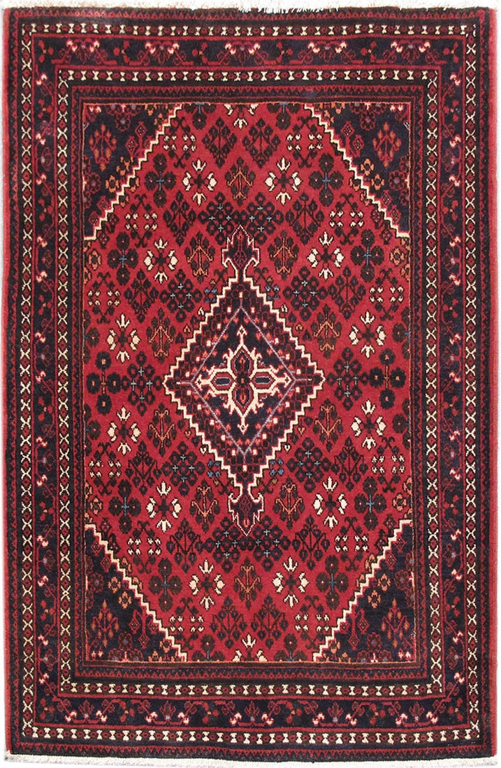 4 x 7 Red Persian Hamadan Rug: 4 x 7 Red Persian Hamadan Rug Free continental US Shipping Size in Feet: Width: 4.5 x Length: 5.7 Size in Inches: Width: 53 in x Length: 67 in Rug Type: Area Rug Colors: Red Weave: Hand-knotted Patter