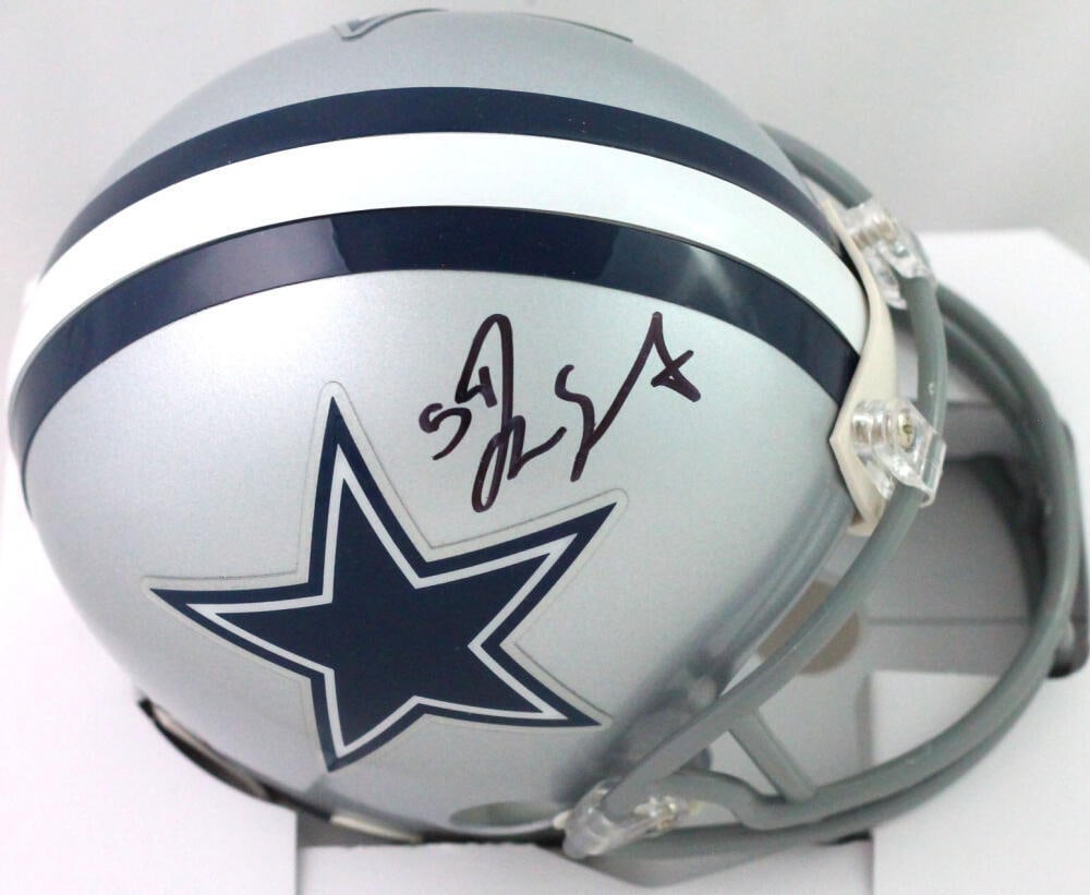 Jaylon Smith Autographed Dallas Cowboys Mini Helmet- Beckett W *Black: Jaylon Smith Autographed Dallas Cowboys Mini Helmet- Beckett W *Black Sport: Football-NFL Product: Mini Helmet Original/Reprint: Original Player: Jaylon Smith Team: Dallas Cowboys Autograph Authentica