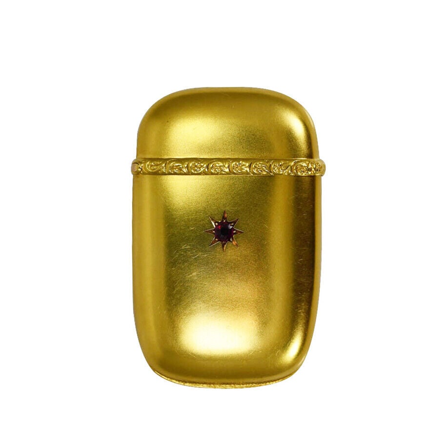 14K Yellow Gold Antique Match Case with Ruby 35.3g: 14K Yellow Gold Antique Match Case with Ruby 35.3g Antique 14k yellow gold match case with ruby. Stamped 14k and weighs 35.3 grams. The ruby is a round brilliant cut dark red color .30 carats. The cas