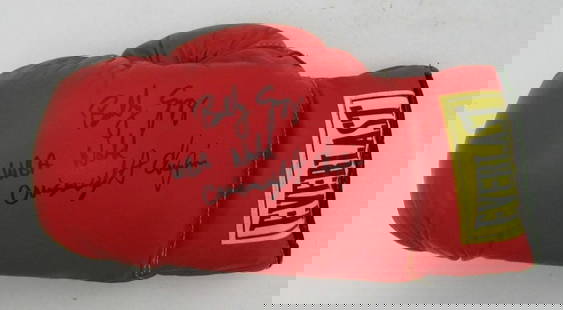 Bobby Czyz Signed/Autographed Everlast Boxing Glove JSA 134510: Bobby Czyz Signed/Autographed Everlast Boxing Glove JSA 134510 Sport: Boxing Product: Glove Original/Reprint: Original Autograph Authentication: JSA Pre-Owned While the lot images are