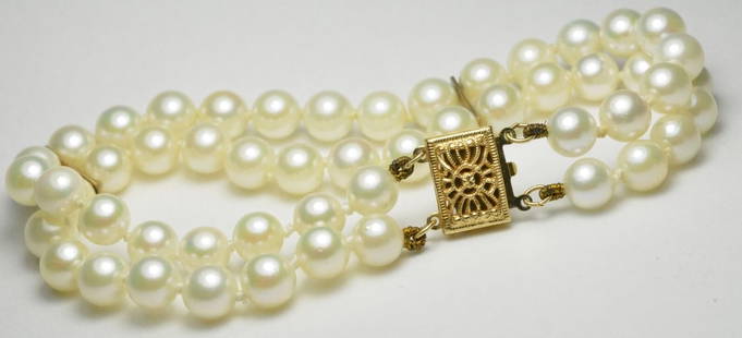 Pearl 6mm Strand Double Strand Bracelet 14K Gold Clasp - Length 7": Pearl 6mm Strand Double Strand Bracelet 14K Gold Clasp - Length 7" Main Stone Color: White Metal Purity: 14k Main Stone Creation: Cultured Metal: Yellow Gold Item Length: 7 Type: Bracelet Main Stone: