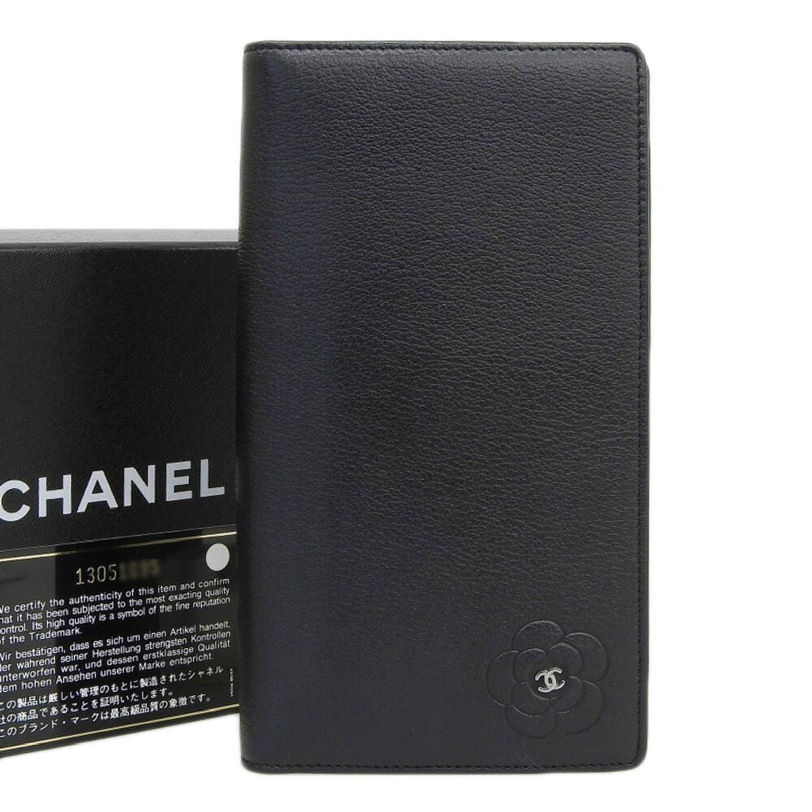 Chanel CHANEL here mark logo camellia butterfly long wallet A46511 13 series boutique seal: Chanel CHANEL here mark logo camellia butterfly long wallet A46511 13 series boutique seal 2010.3.14.O.S Brand: Chanel Line: Camellia Type: Long wallet (bi-fold) Gender: Men Material: Leather Leather: