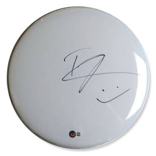 Tyler Posey Signed Autographed 13" Drumhead Teen Wolf Scott McCall BAS: Tyler Posey Signed Autographed 13" Drumhead Teen Wolf Scott McCall BAS Object Type: Drumhead Industry: Television Original/Reproduction: Original Signed By: Tyler Posey Autograph Authentication: Becke