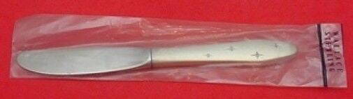 Dawn Star by Wallace Sterling Silver Butter Spreader Hollow Handle 6 1/4" New: Dawn Star by Wallace Sterling Silver Butter Spreader Hollow Handle 6 1/4" New Dawn star by wallacesterling silver hollow handle with stainless blade butter spreader, 6 1/4" new in factory sleeve in