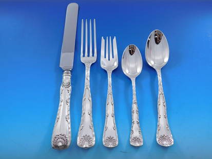 Wave Edge by Tiffany and Co Sterling Silver Flatware Set 6 Service 31 pcs Dinner: Wave Edge by Tiffany and Co Sterling Silver Flatware Set 6 Service 31 pcs Dinner Wave edge was designed by charles t. Grosjean, the renowned decorator of silver and introduced by tiffany in 1884.