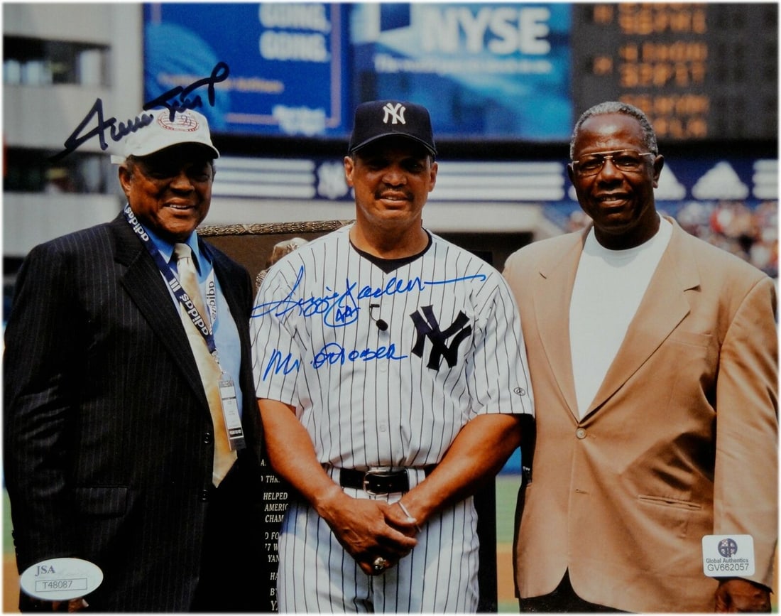 Willie Mays - Reggie Jackson Signed 8X10 Photo w/ Hank Aaron Dual Auto GAI: Willie Mays - Reggie Jackson Signed 8X10 Photo w/ Hank Aaron Dual Auto GAI Sport: Baseball Product: Photo Original/Reprint: Original Autograph Authentication: James Spence (JSA) Pre-Owned While the lo
