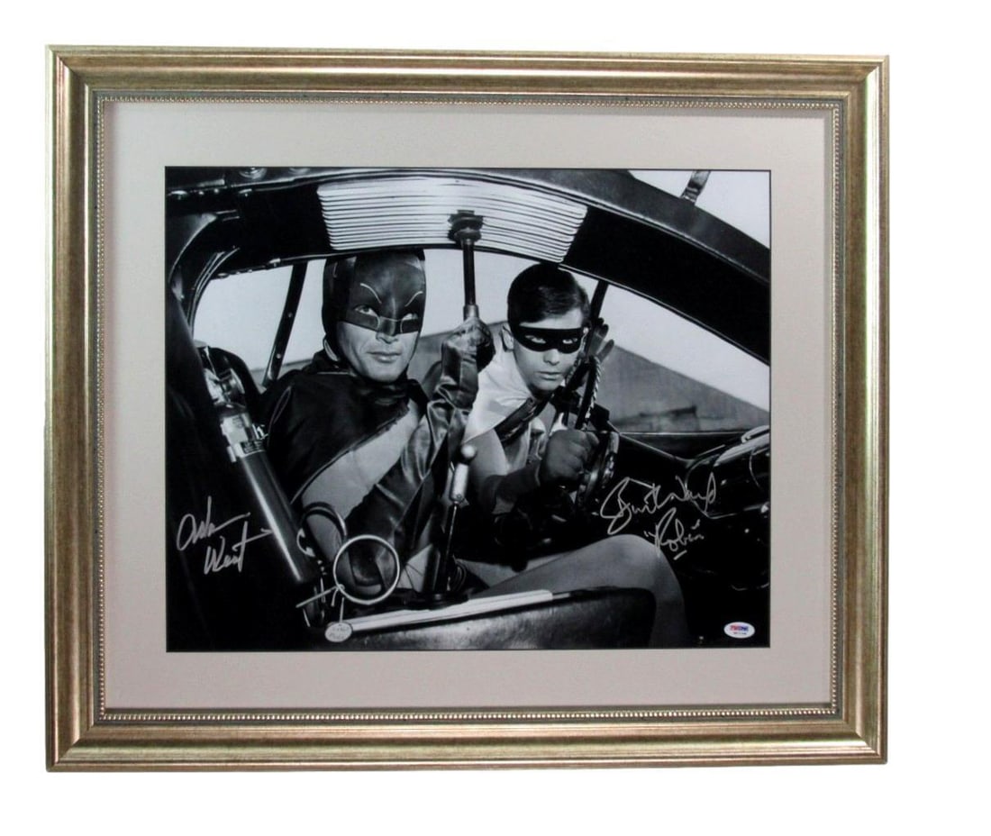 Adam West/Burt Ward Signed/Auto 16x20 Photo "Batman & Robin" Framed PSA 189726: Adam West/Burt Ward Signed/Auto 16x20 Photo "Batman & Robin" Framed PSA 189726 Original/Reproduction: Original Industry: Television Object Type: Photograph League: MLB Signed: YES Pre-Owned While the