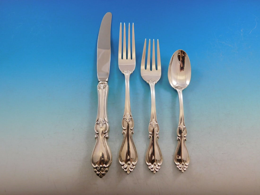 Queen Elizabeth I Towle Sterling Silver Flatware Set for 6 - 25 Pieces: Queen Elizabeth I by Towle Sterling Silver Flatware Set for 6 Service 25 pieces The golden age of royal splendor and prosperity during the reign of queen elizabeth i inspired this pattern, introduced 