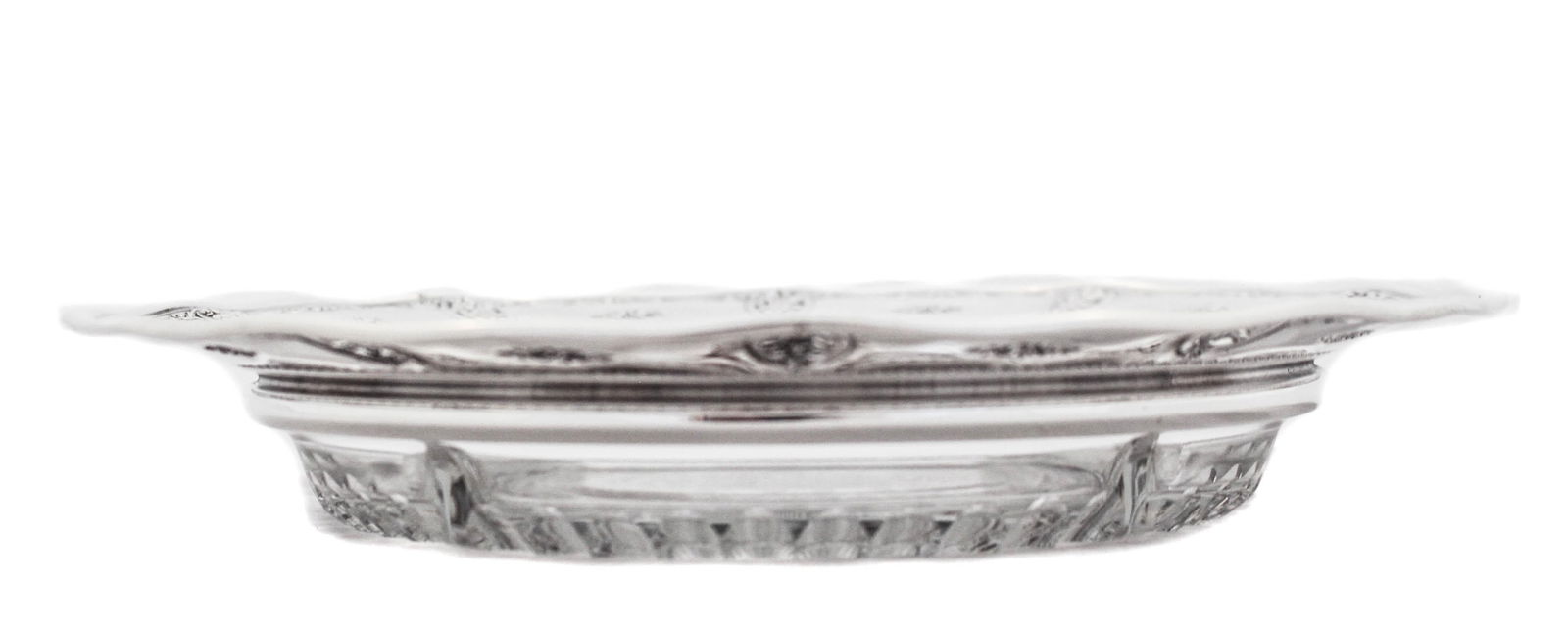 Rose Point Sterling Silver Crystal Sectional by Wallace Silversmiths 1930s: Rose Point Sterling Silver & Crystal Sectional Creator: Wallace Silversmiths (Manufacturer) Dimensions: Height: 1 in (2.54 cm)Diameter: 10 in (25.4 cm) Materials and Techniques: Crystal Sterling Silve