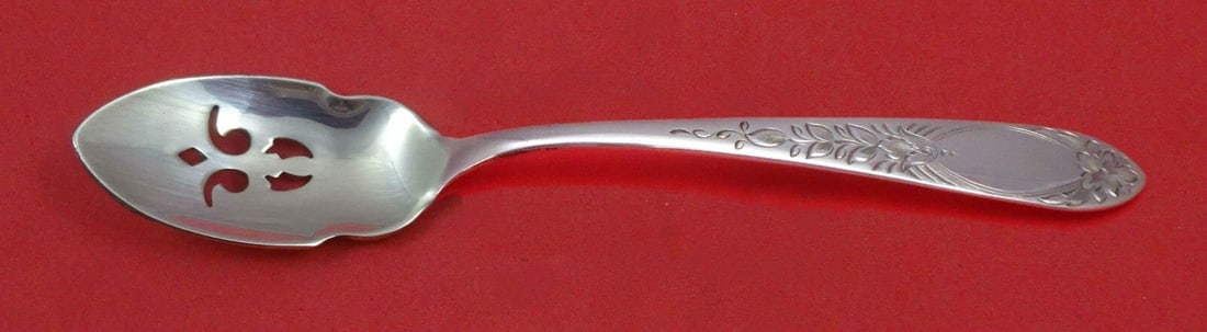 Primrose by Kirk Sterling Silver Olive Spoon Pierced 5 3/4in Custom Made: Primrose by Kirk Sterling Silver Olive Spoon Pierced 5 3/4" Custom Made Seller Notes: "Excellent" Pattern: Primrose Brand: Kirk Type: Serving Spoon Age: Post-1940 Composition: Sterling Silver Maker: K